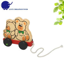 Kleinkind Klassisches Spielzeug Wooden Pulling-along Bär